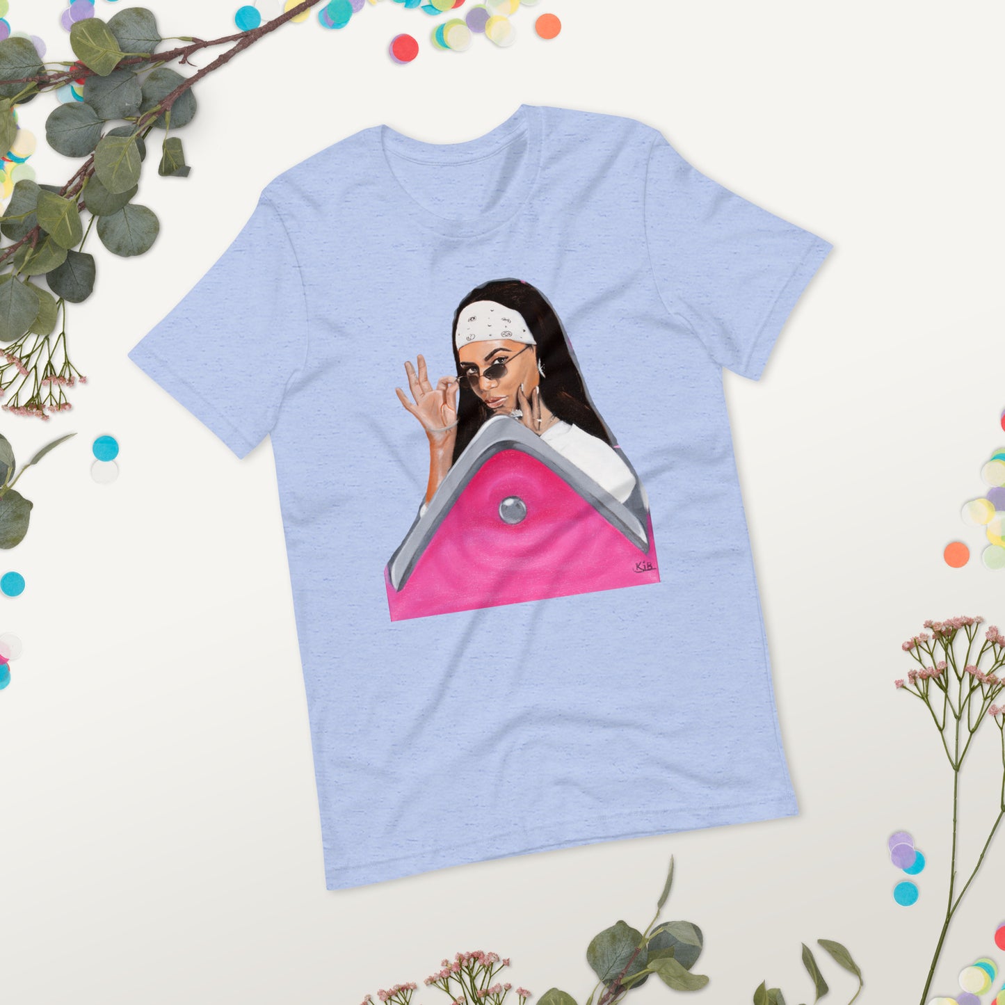 AALIYAH - UNISEX T-SHIRT