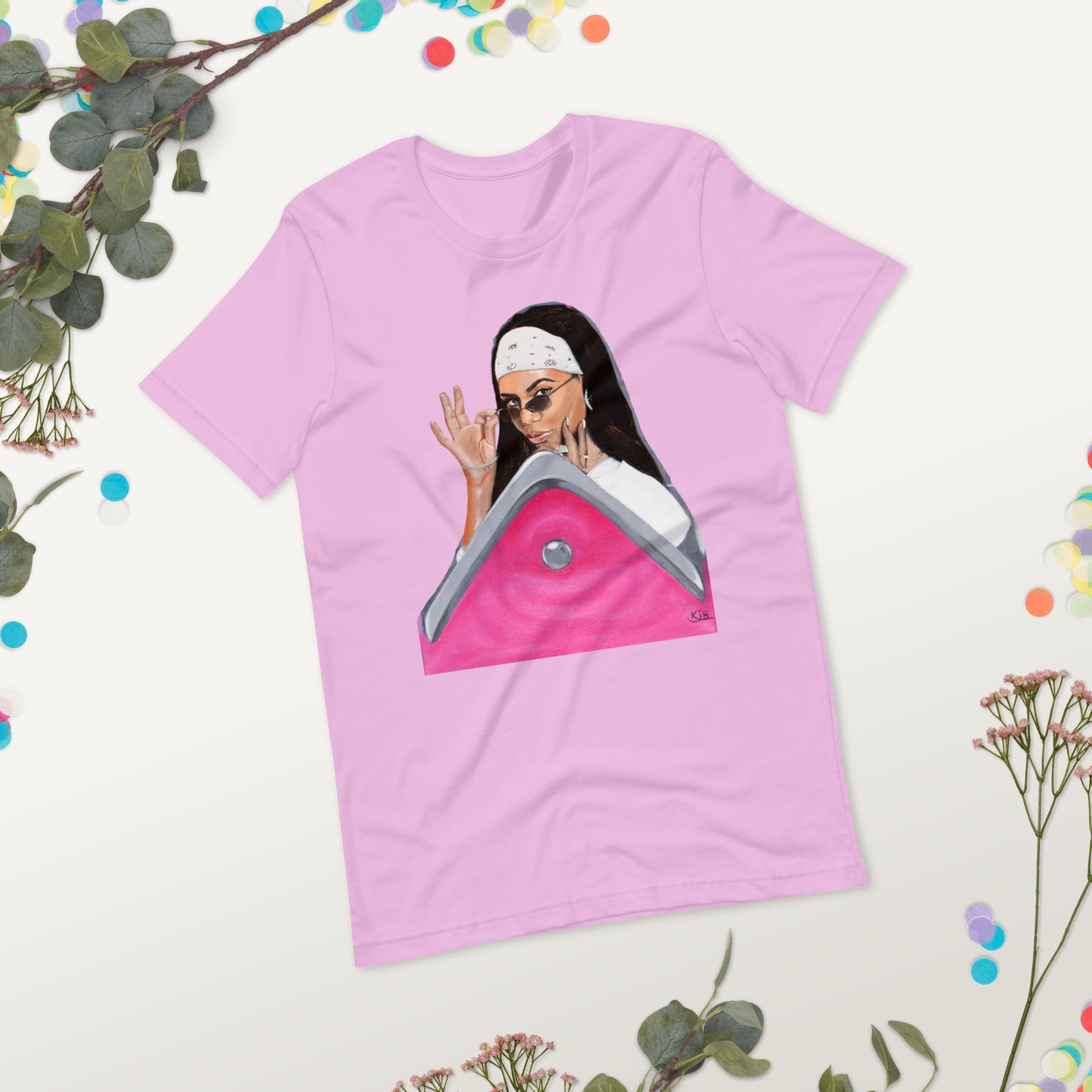 AALIYAH - UNISEX T-SHIRT