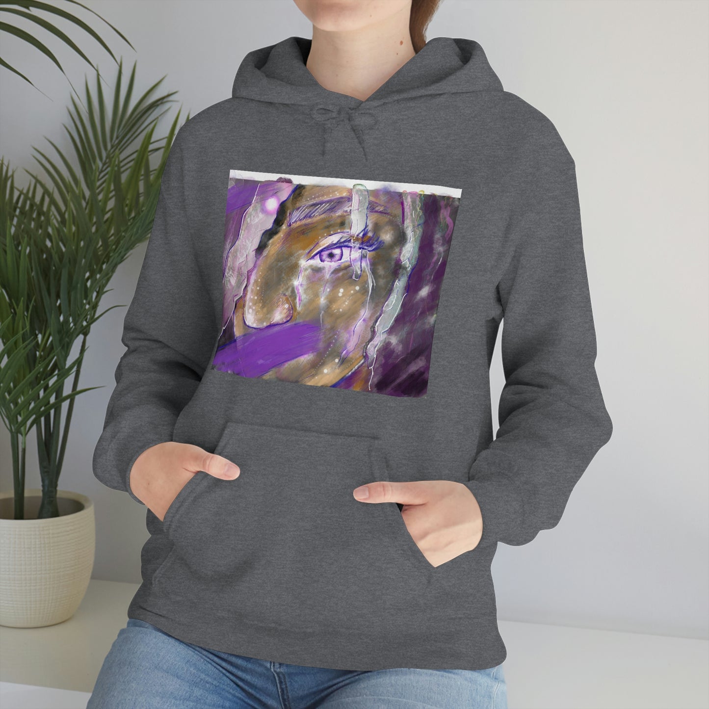 QUEEN OF QUARTS - UNISEX - HOODIE
